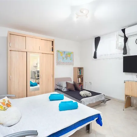 Zlatko Apartamento